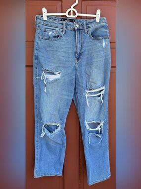 Hollister High-Rise Distressed Blue Jeans